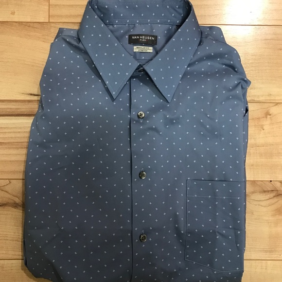 Van Heusen Men’s Button Down Dress Shirt - Picture 1 of 3